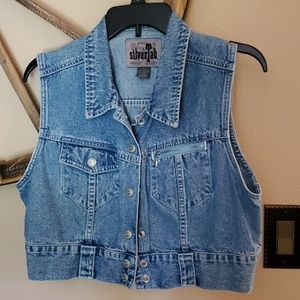 Levis Denim vest 💖